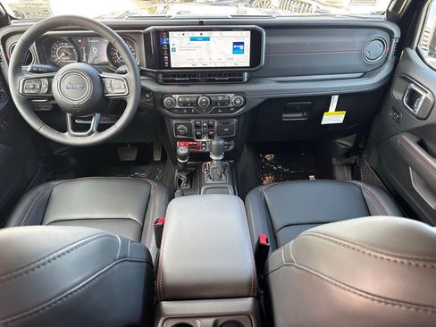 New 2026 Jeep Gladiator Rubicon w/ Steel Power Dome Hood Package AWD/4WD image 9