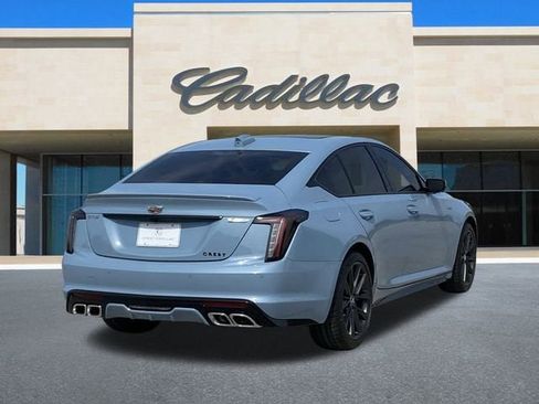 New 2026 Cadillac CT5 V image 3