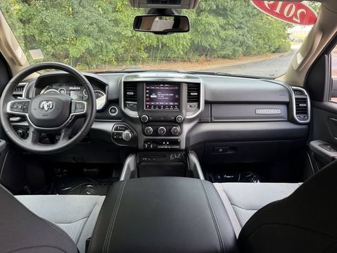 Used 2019 RAM 1500 Big Horn AWD/4WD image 34