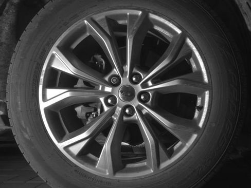 Used 2020 Ford Explorer XLT w/ Equipment Group 202A AWD/4WD image 9