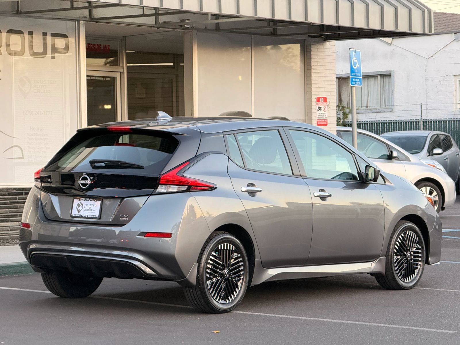 Used 2024 Nissan Leaf SV Plus FWD image 7