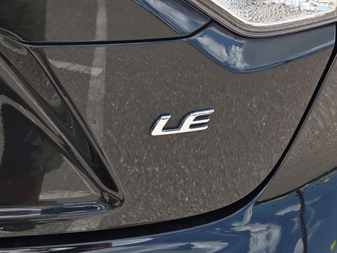 Certified 2022 Toyota Corolla LE FWD image 29
