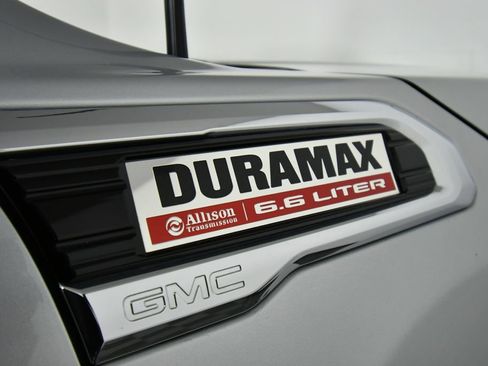 Used 2021 GMC Sierra 2500 Denali w/ Technology Package AWD/4WD image 18