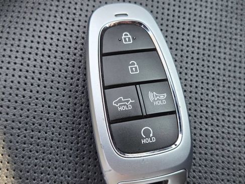 Used 2023 Hyundai Santa Cruz Limited AWD/4WD image 43