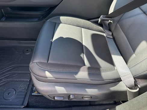 New 2026 Chevrolet Equinox EV LT w/ Convenience Package II image 13