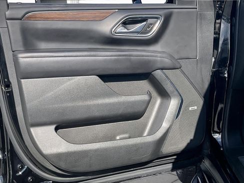 Certified 2022 Chevrolet Tahoe High Country RWD image 20
