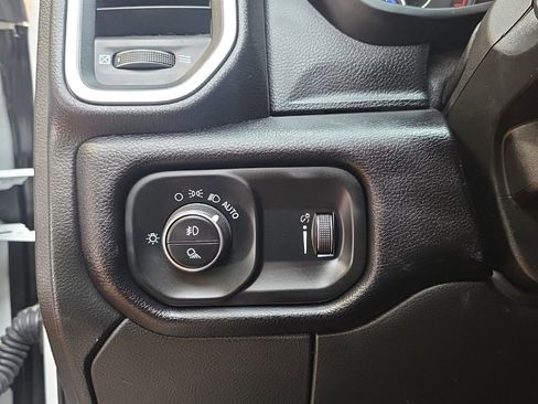 Used 2024 RAM 2500 Big Horn image 24