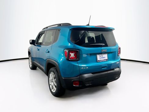 Used 2022 Jeep Renegade Latitude w/ Convenience Group AWD/4WD image 7