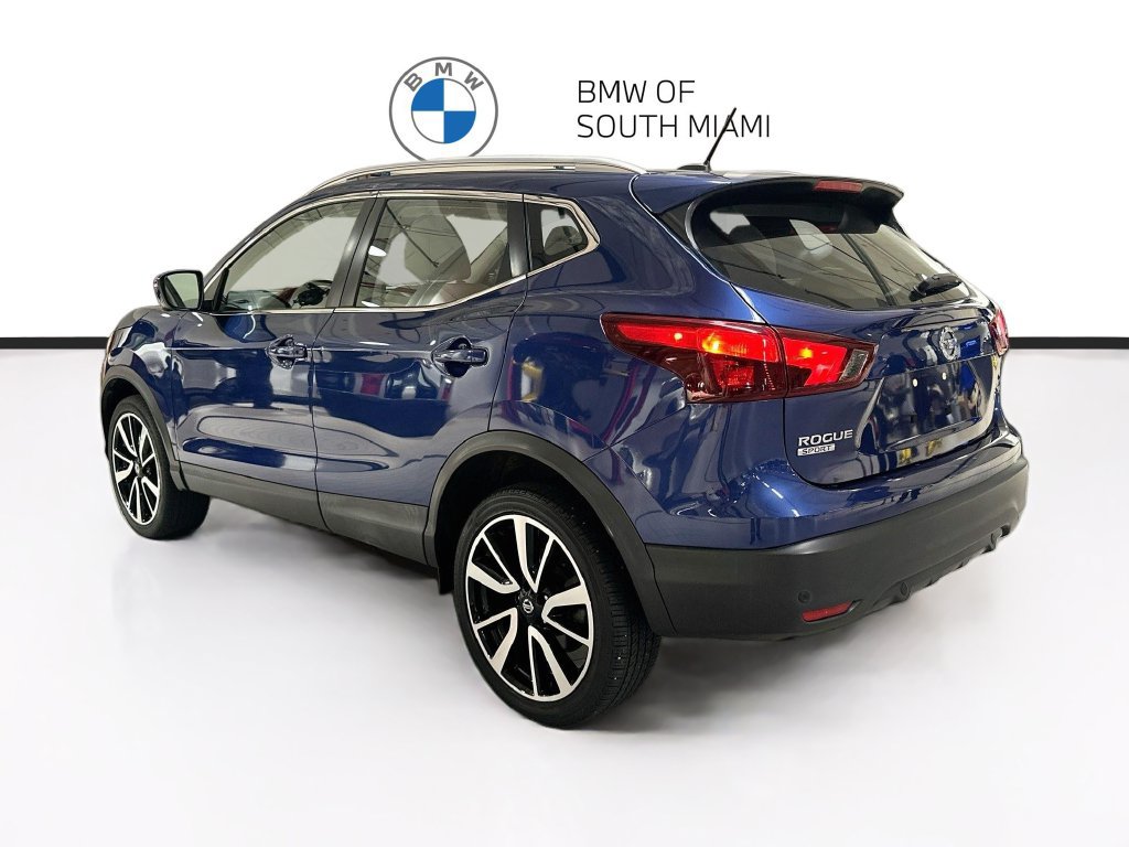 Used 2019 Nissan Rogue Sport SL FWD image 5