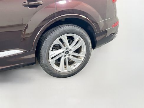 Used 2022 Audi Q7 2.0T Premium Plus w/ Premium Plus Package AWD/4WD image 31