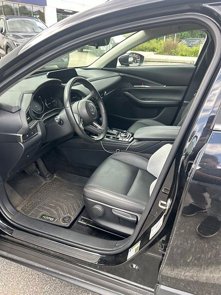 Used 2024 MAZDA CX-30 AWD 2.5 S w/ Select Sport Pkg image 2