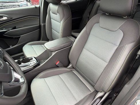 New 2026 Chevrolet Trax LT w/ Driver Confidence Package FWD image 4