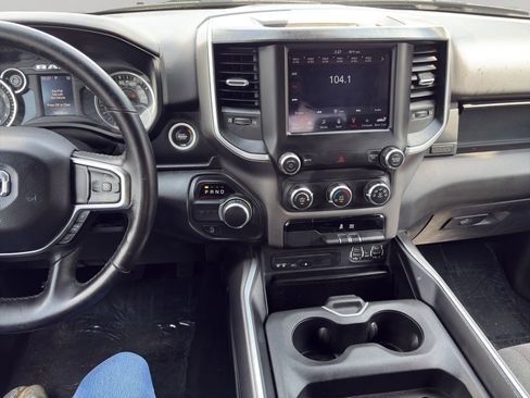 Used 2019 RAM 1500 Big Horn RWD image 12