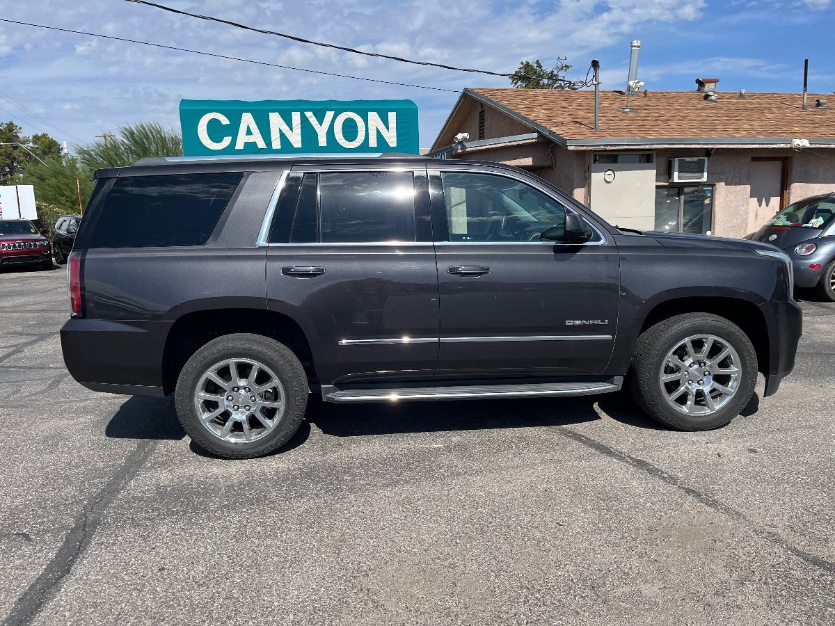 Used 2018 GMC Yukon Denali w/ Open Road Package RWD image 2