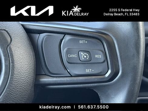 Used 2018 Jeep Wrangler Sport AWD/4WD image 28