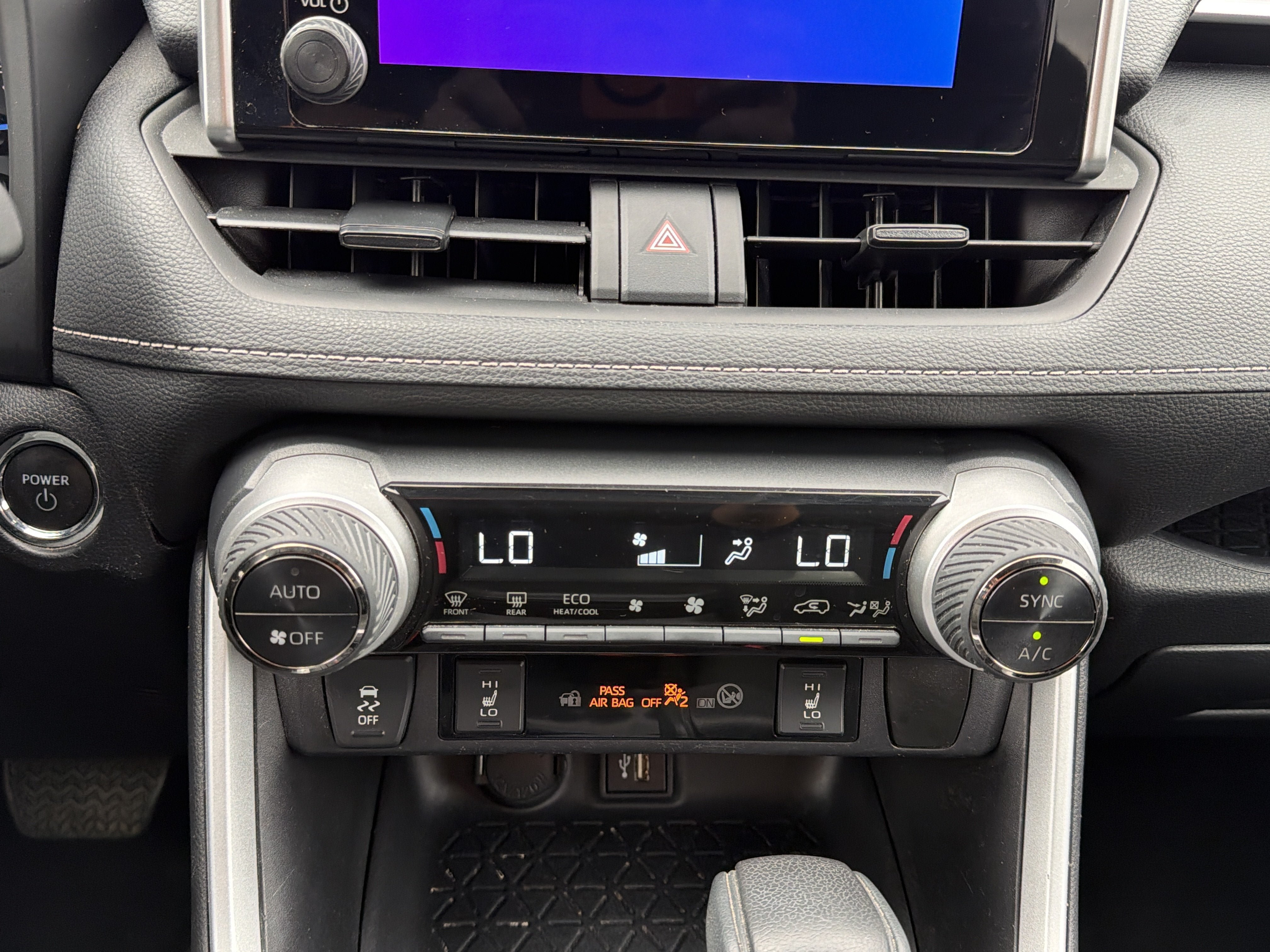 Used 2024 Toyota RAV4 XLE w/ Convenience Package AWD/4WD image 20