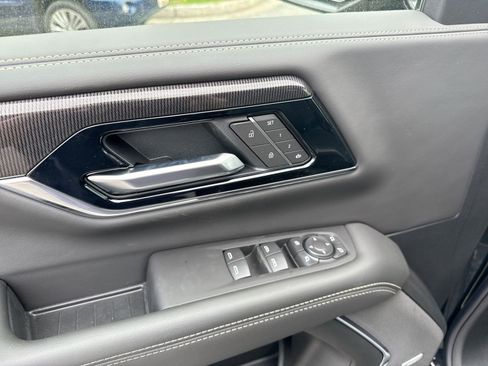 New 2026 GMC Yukon XL Elevation w/ Elevation Premium Package image 15