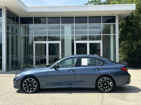 Used 2025 BMW 330i Sedan w/ M Sport Package RWD image 7