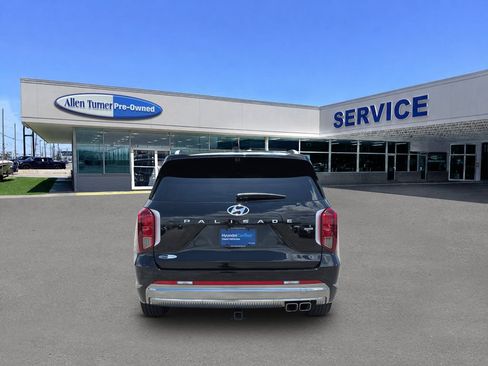 Used 2024 Hyundai Palisade Calligraphy AWD/4WD image 7