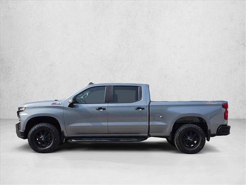 Used 2021 Chevrolet Silverado 1500 LT Trail Boss w/ Convenience Package II AWD/4WD image 2
