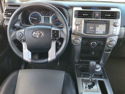 Used 2016 Toyota 4Runner SR5 Premium AWD/4WD image 9