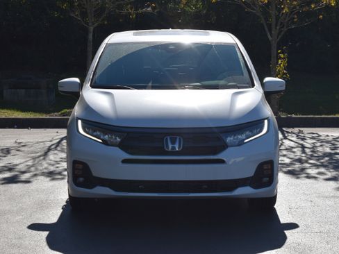 New 2026 Honda Odyssey EX-L image 2