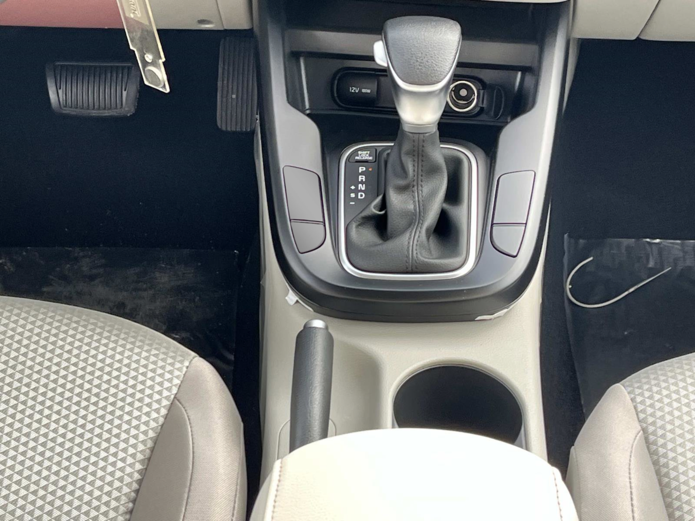 New 2025 Kia Soul LX w/ LX Technology Package FWD image 16