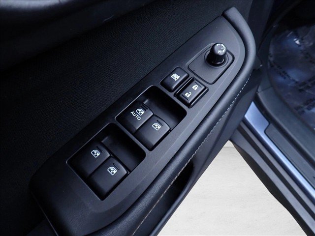Used 2018 Subaru Outback 2.5i AWD/4WD image 12