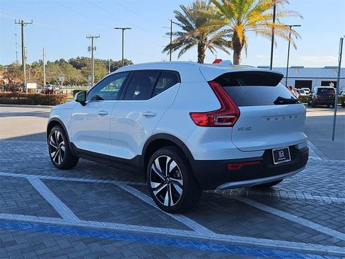 Used 2025 Volvo XC40 B5 Ultra w/ Protection Package Premier image 3