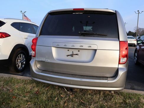 Used 2013 Dodge Grand Caravan SXT w/ UConnect Hands-Free Group image 11