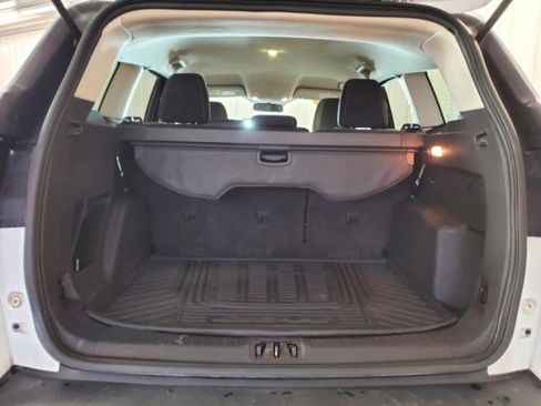 Used 2017 Ford Escape SE image 7