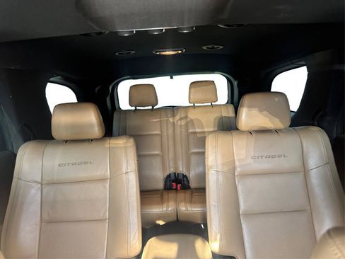 Used 2016 Dodge Durango Citadel w/ Premium Entertainment Group RWD image 13