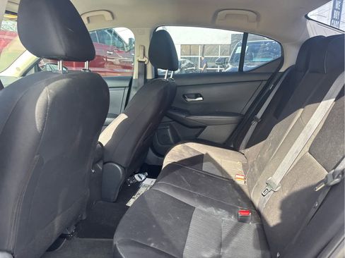 Used 2023 Nissan Sentra SV image 9