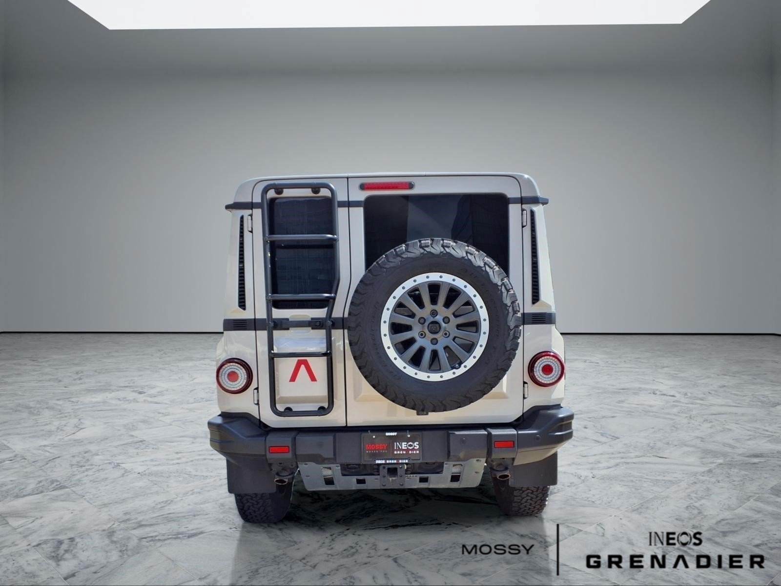 Used 2025 INEOS Grenadier Station Wagon AWD/4WD image 6
