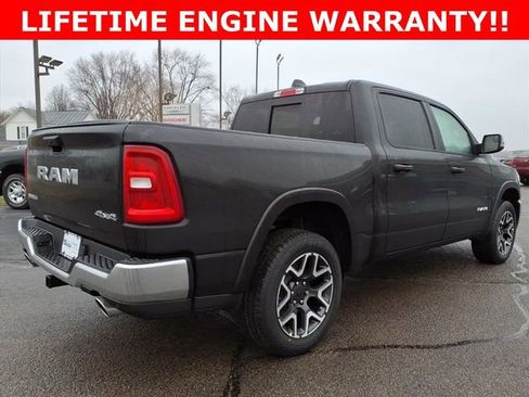 New 2026 RAM 1500 Laramie AWD/4WD image 7
