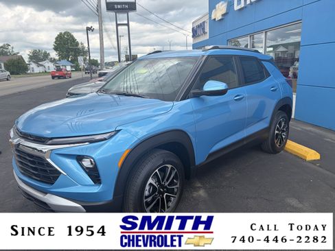 New 2026 Chevrolet TrailBlazer LT w/ LT Cold Weather Package AWD/4WD image 1