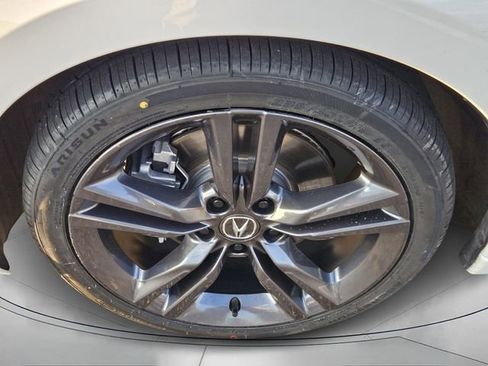 Used 2023 Acura Integra A-Spec image 9