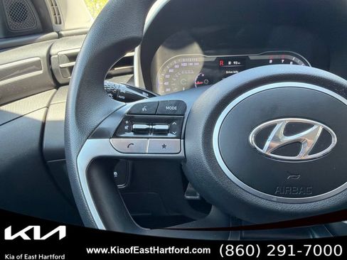 Used 2024 Hyundai Tucson SE AWD/4WD image 30