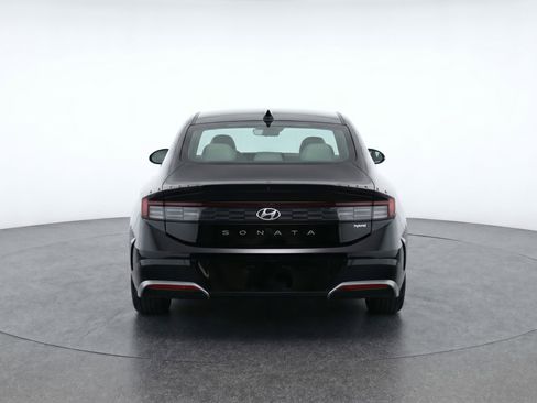 Used 2025 Hyundai Sonata SEL FWD image 7