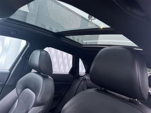 Used 2018 Audi Q3 2.0T Premium Plus w/ Premium Plus Package image 24