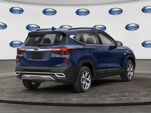 Used 2021 Kia Seltos EX AWD/4WD image 2