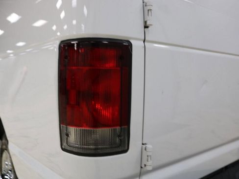 Used 2014 Ford E-150 and Econoline 150 w/ Power Group image 15
