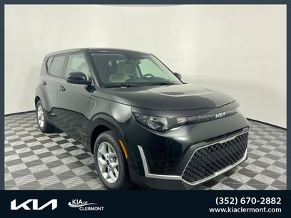 New 2025 Kia Soul LX