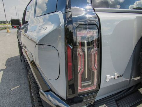 New 2026 GMC Hummer EV SUV image 7
