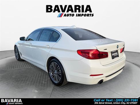 Used 2020 BMW 530i xDrive w/ Convenience Package image 3