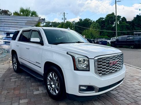 Used 2020 GMC Yukon Denali AWD/4WD image 3
