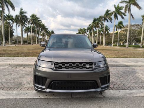 Used 2018 Land Rover Range Rover Sport Supercharged AWD/4WD image 3