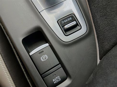 Used 2024 INFINITI QX50 Sensory w/ Accent Package image 19