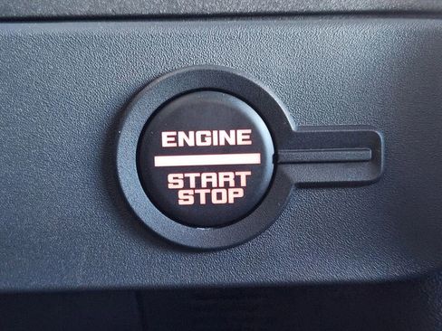 Used 2025 Ford Bronco Raptor image 32