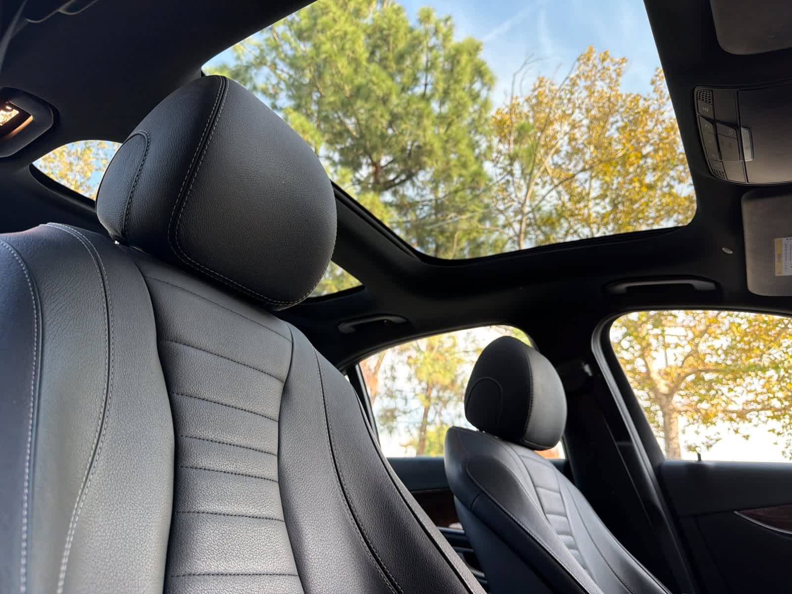 Used 2019 Mercedes-Benz E 300 image 12